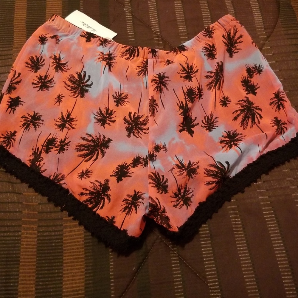 Shorts - Picture 2 of 2